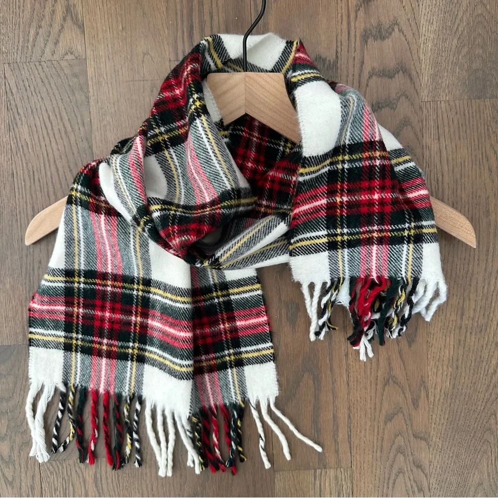 Vintage Classic Tartan Plaid 100% Lambswool Scarf in White, Red, Black 62
